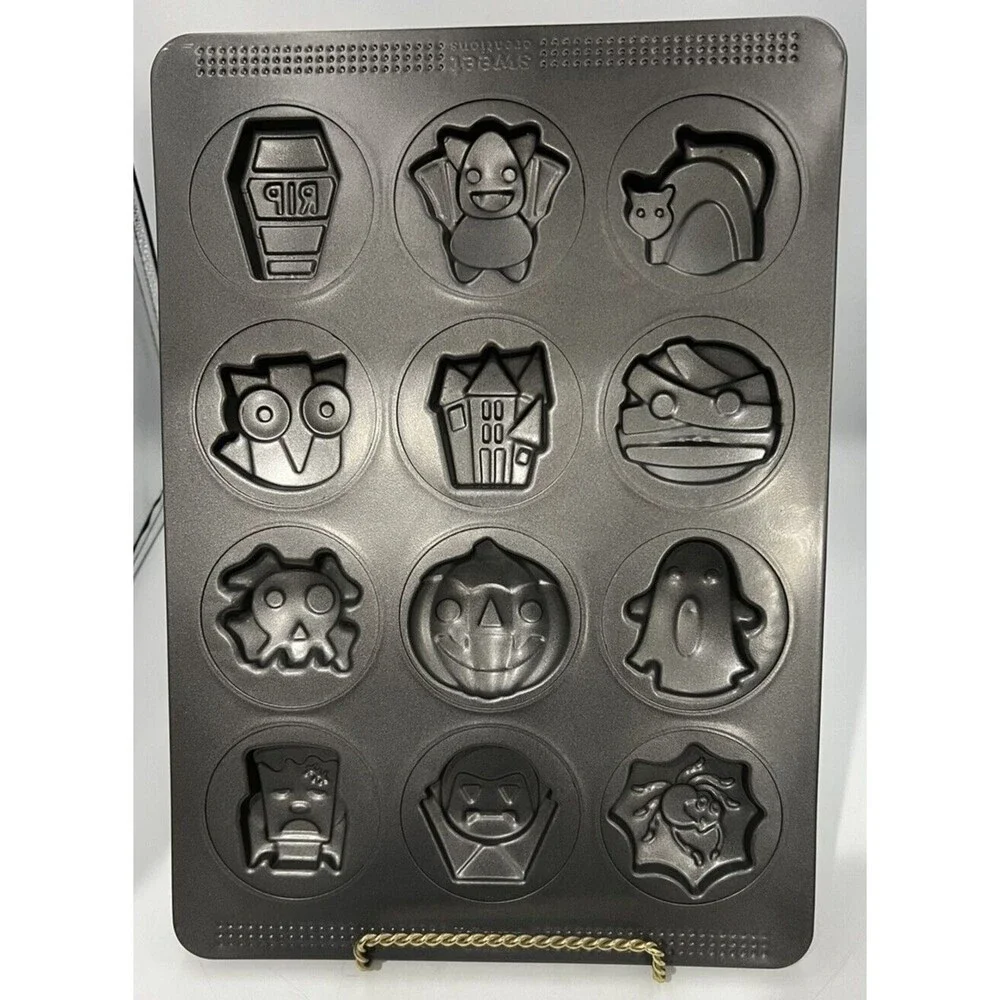 Halloween Cookie Sheet Pan 12-Cavity Nonstick Sweet Creations Baking Tray Spooky